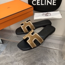 Hermes Slippers